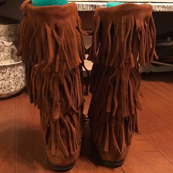 🔸SOLD🔸 Minnetonka Moccasin Boots Size 6 - Picture 7 of 8